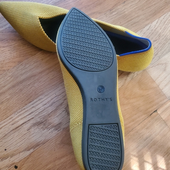 Rothys The Point Pointed Toe Ballet Flats Marigold Yellow, Size 7 - Picture 7 of 7